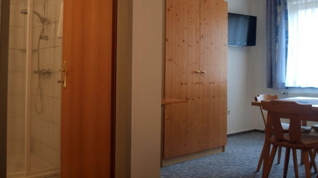 Pension Bernhards Engelhartszell Bagian luar foto