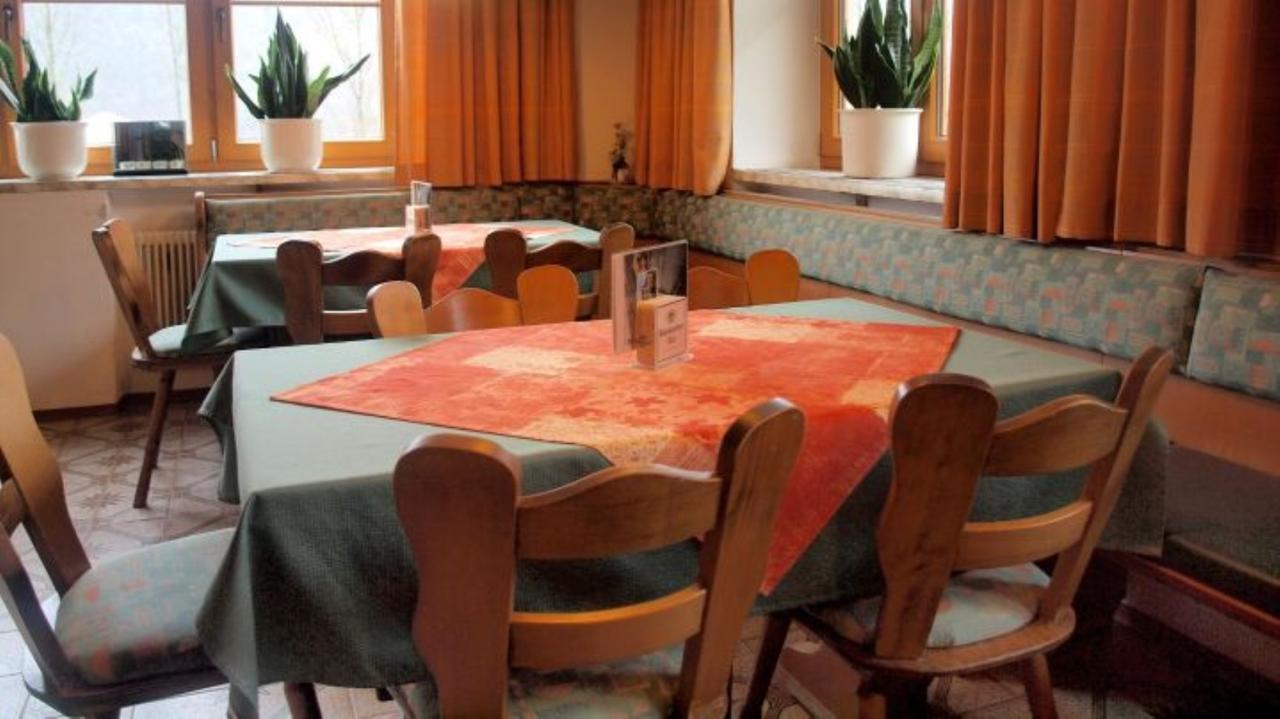 Pension Bernhards Engelhartszell Bagian luar foto